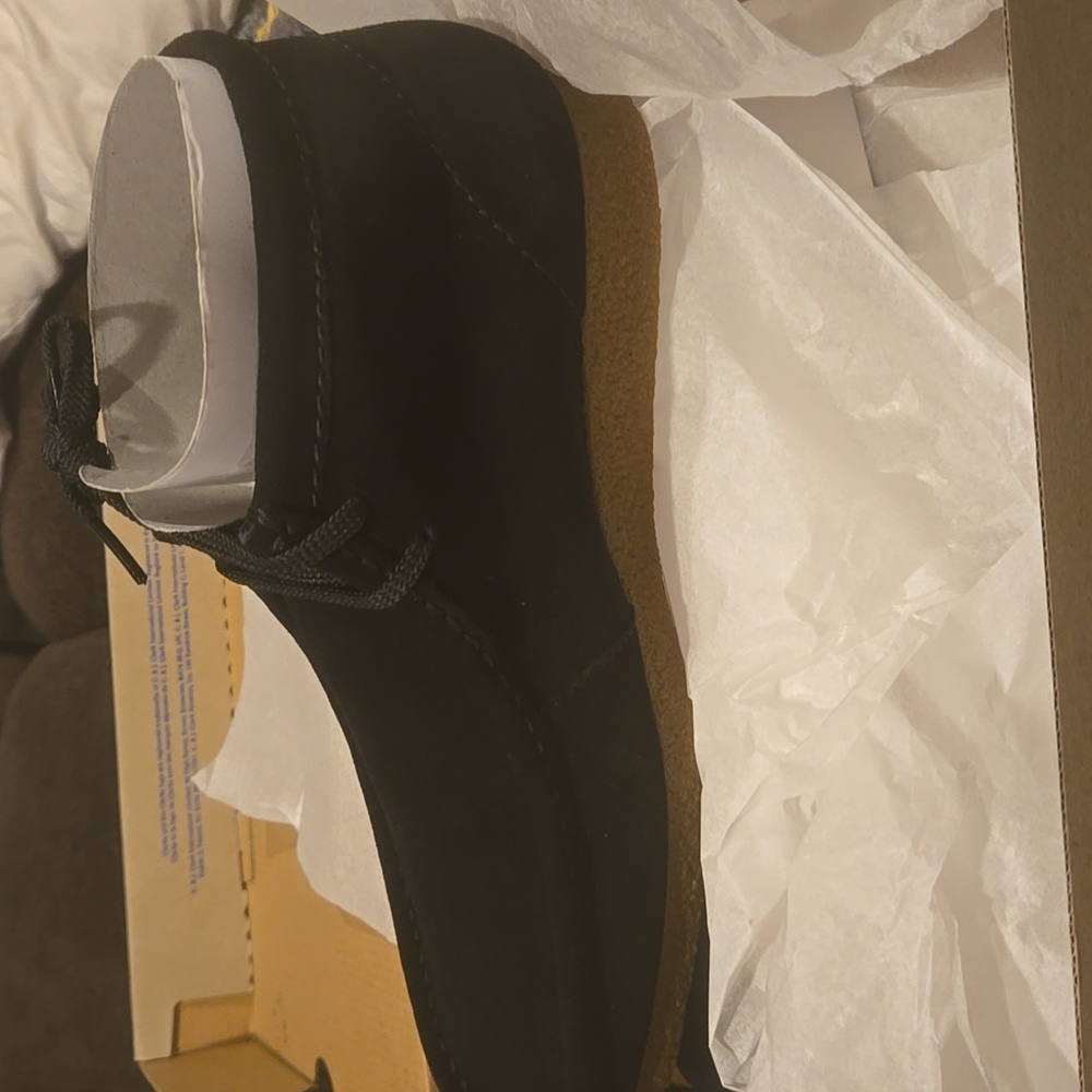 Men's Black Suede Shoes - Picture 6 of 7